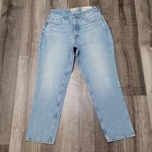 Everlane Curvy 90s Cheeky Straight Leg Jeans